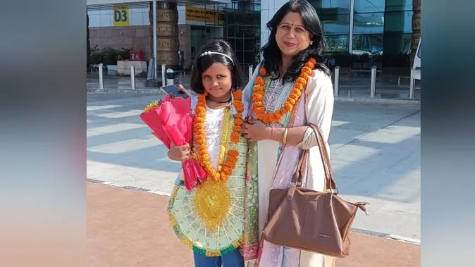 KBC की हॉट सीट पर पहली बार पहुंची गढ़वाल की बेटी, एंजल नैथानी ने जीते लाखों रुपए