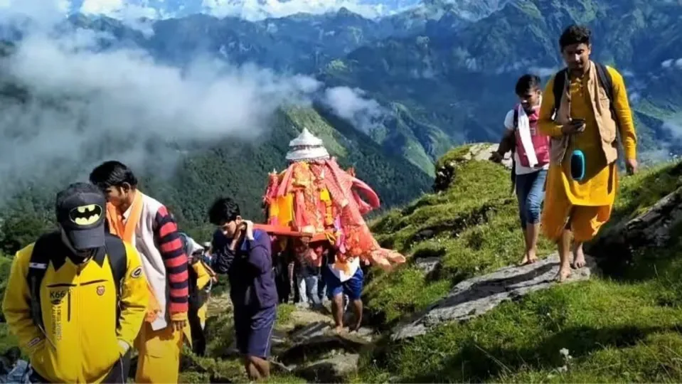 क्या अब उत्तराखंड में होंगी दो नंदा देवी राजजात?, परंपरा का उड़ा रहा मज़ाक!
