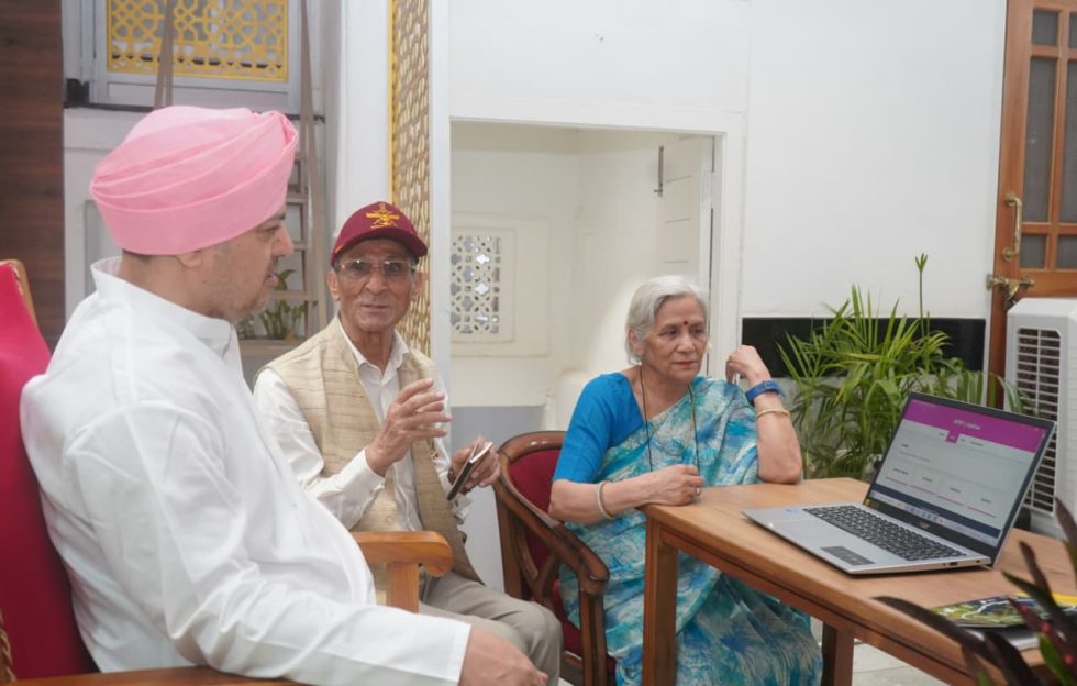 आखर पाॅकेट शब्दकोश से विश्वभर के उत्तराखण्डी जुड़ेंगे अपनी जड़ों से