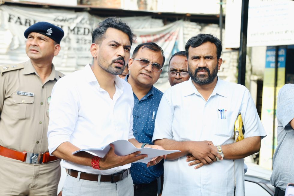 ‘मुआवजा व दस्तावेजों का परीक्षण निर्धारित समय में पूरी होगी’