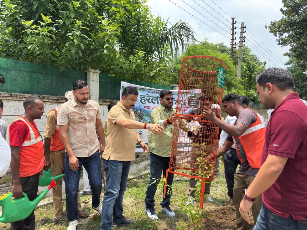 हरिद्वार-रुड़की विकास प्राधिकरण ने किया वृहद पौधारोपण