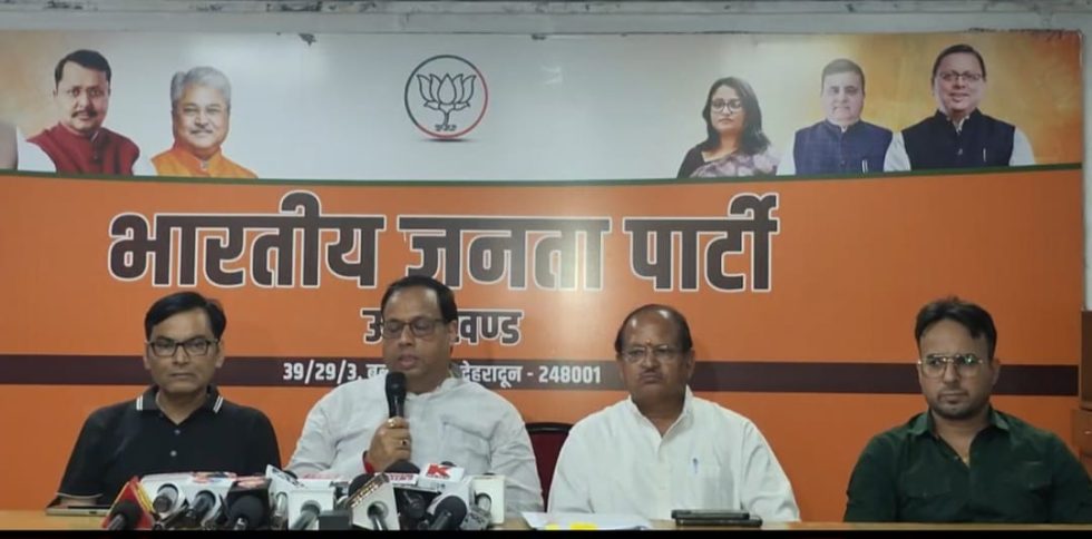 आरोपी किसके निर्देश पर कार्य कर रहा था,यह गोदियाल को कैसे पता-हेमंत