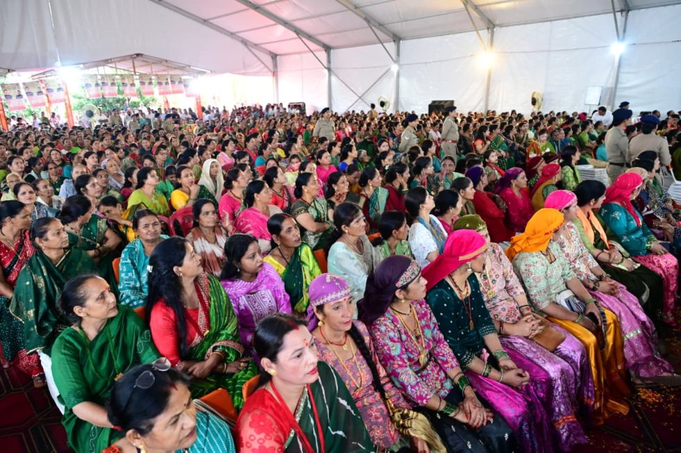 धामी बोले- महिला सशक्तिकरण ही समृद्ध उत्तराखंड का आधार